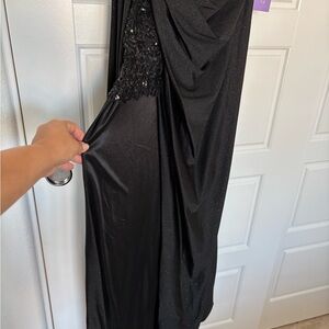 Elegant Black Gown with Sequin Detail